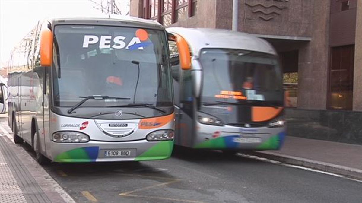 pesa bus